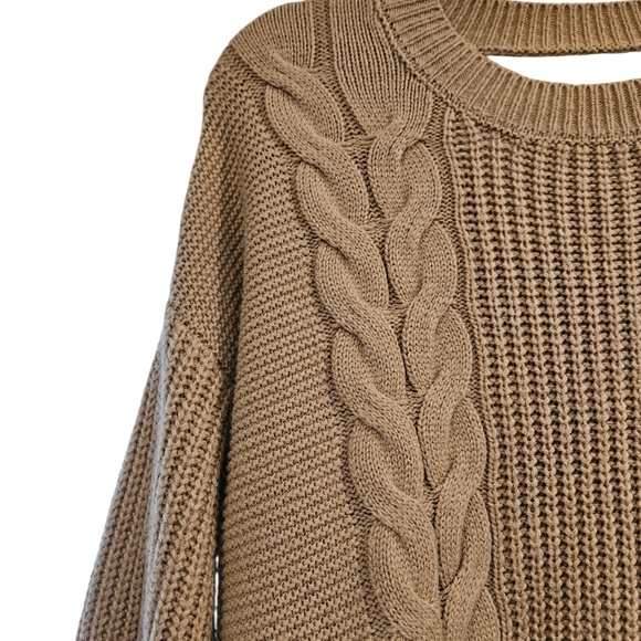 Woman's Tan Cable Knit Sweater NWOT - Picture 3 of 6